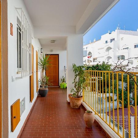 Typical T2 In Albufeira W/ Balcony By Lovelystay Екстер'єр фото